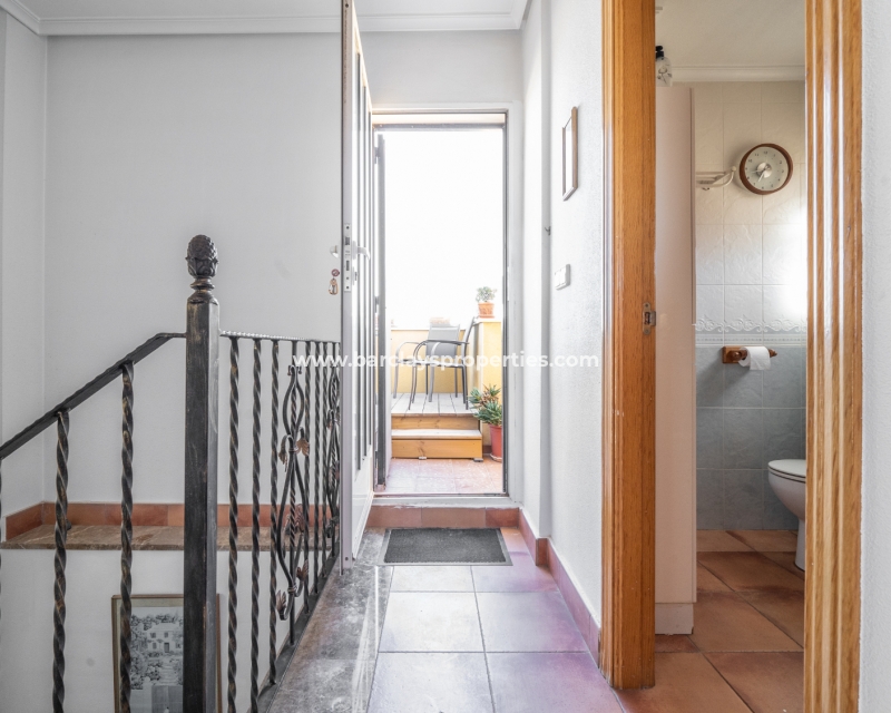 Wederverkoop -  Twee Onder Een Kap - Urb. La Marina