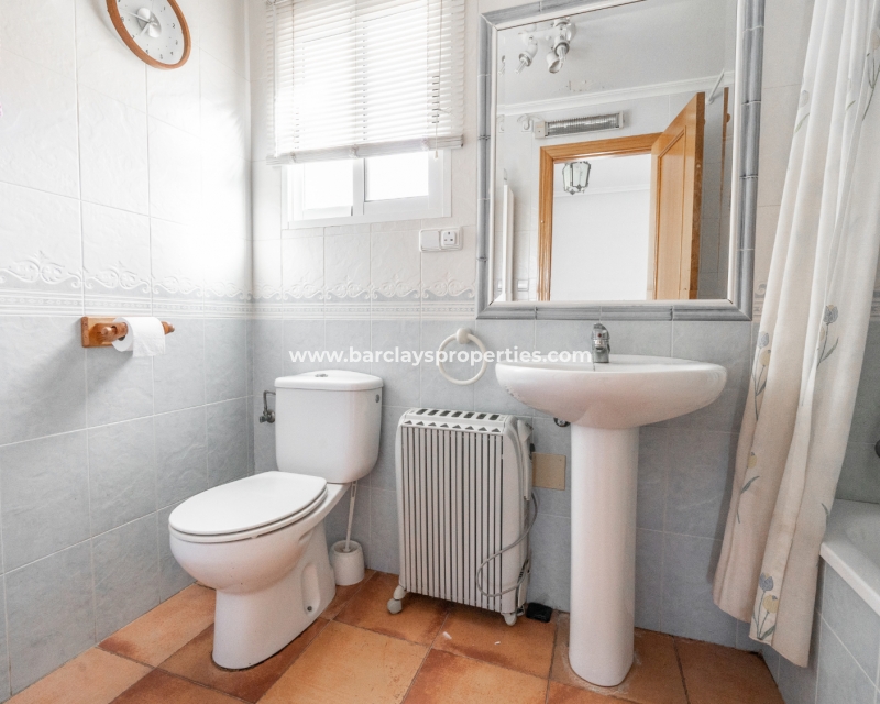 Wederverkoop -  Twee Onder Een Kap - Urb. La Marina