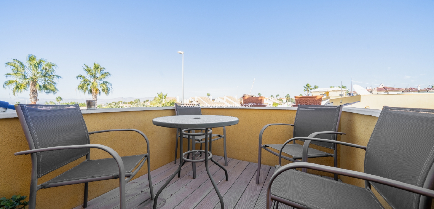 Wederverkoop -  Twee Onder Een Kap - Urb. La Marina