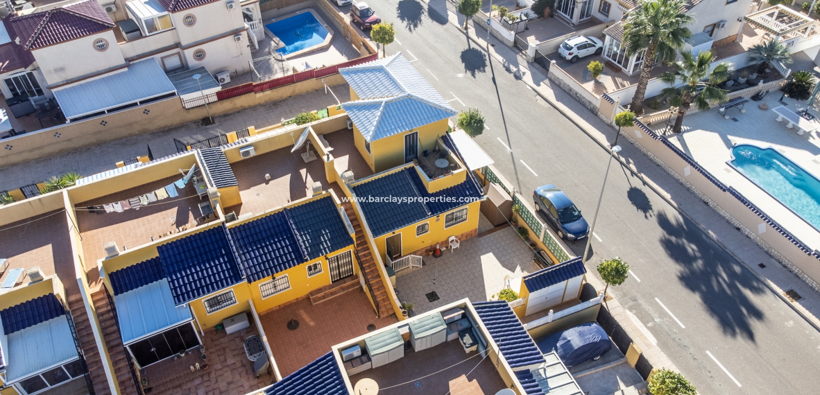 Wederverkoop -  Twee Onder Een Kap - Urb. La Marina