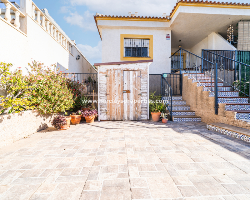 Wederverkoop -  Twee Onder Een Kap - Urb. La Marina