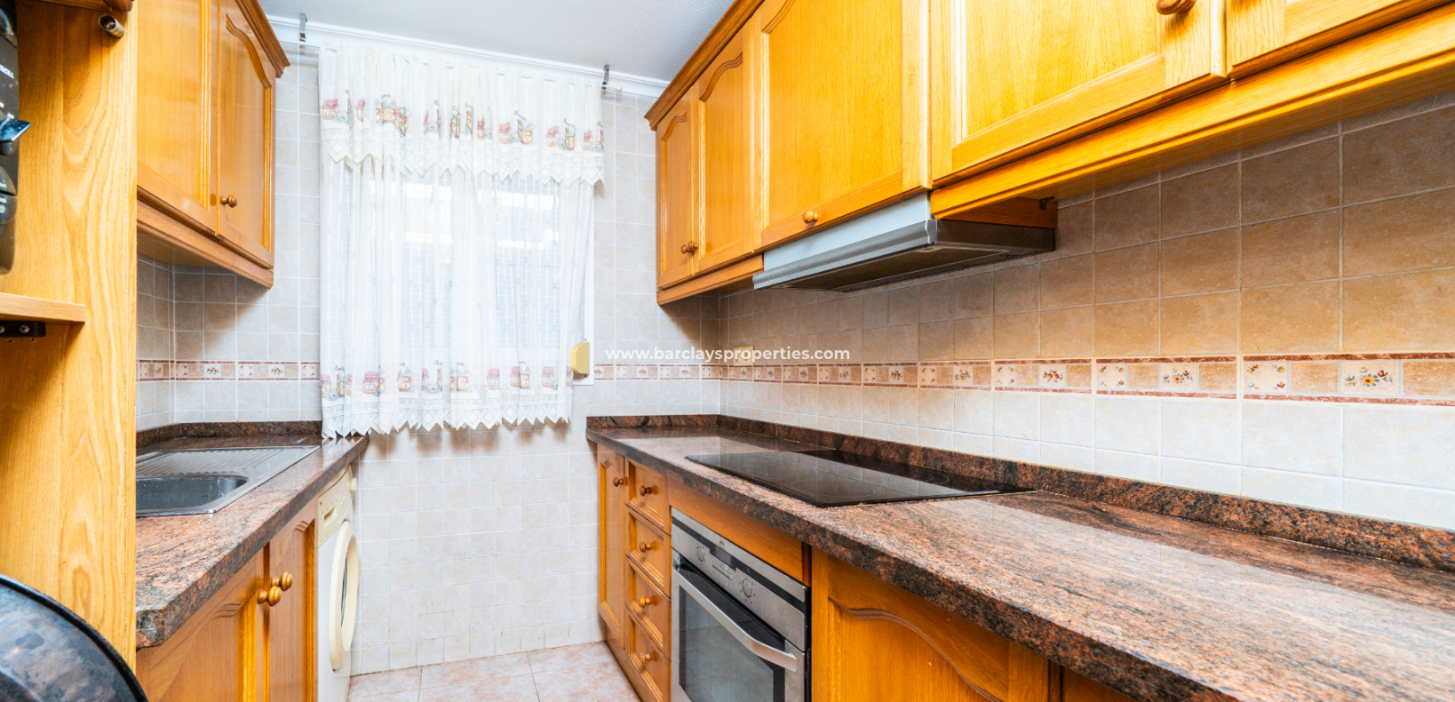 Wederverkoop -  Twee Onder Een Kap - Urb. La Marina