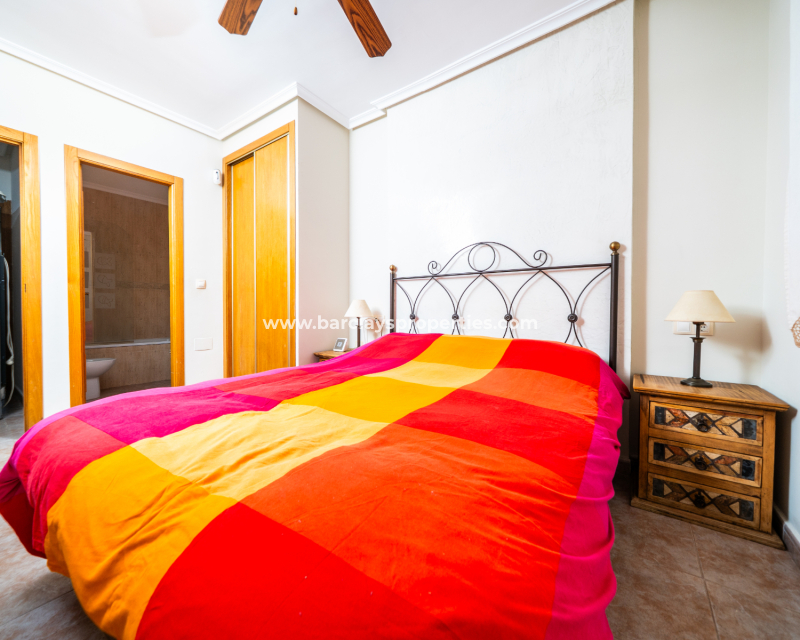 Wederverkoop -  Twee Onder Een Kap - Urb. La Marina