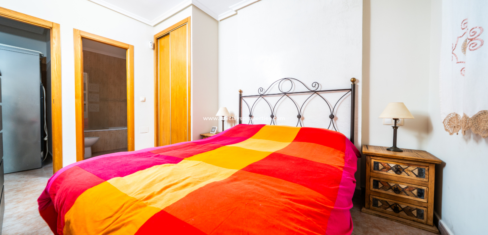 Wederverkoop -  Twee Onder Een Kap - Urb. La Marina