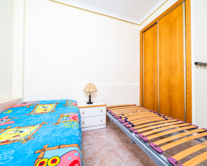 Wederverkoop -  Twee Onder Een Kap - Urb. La Marina