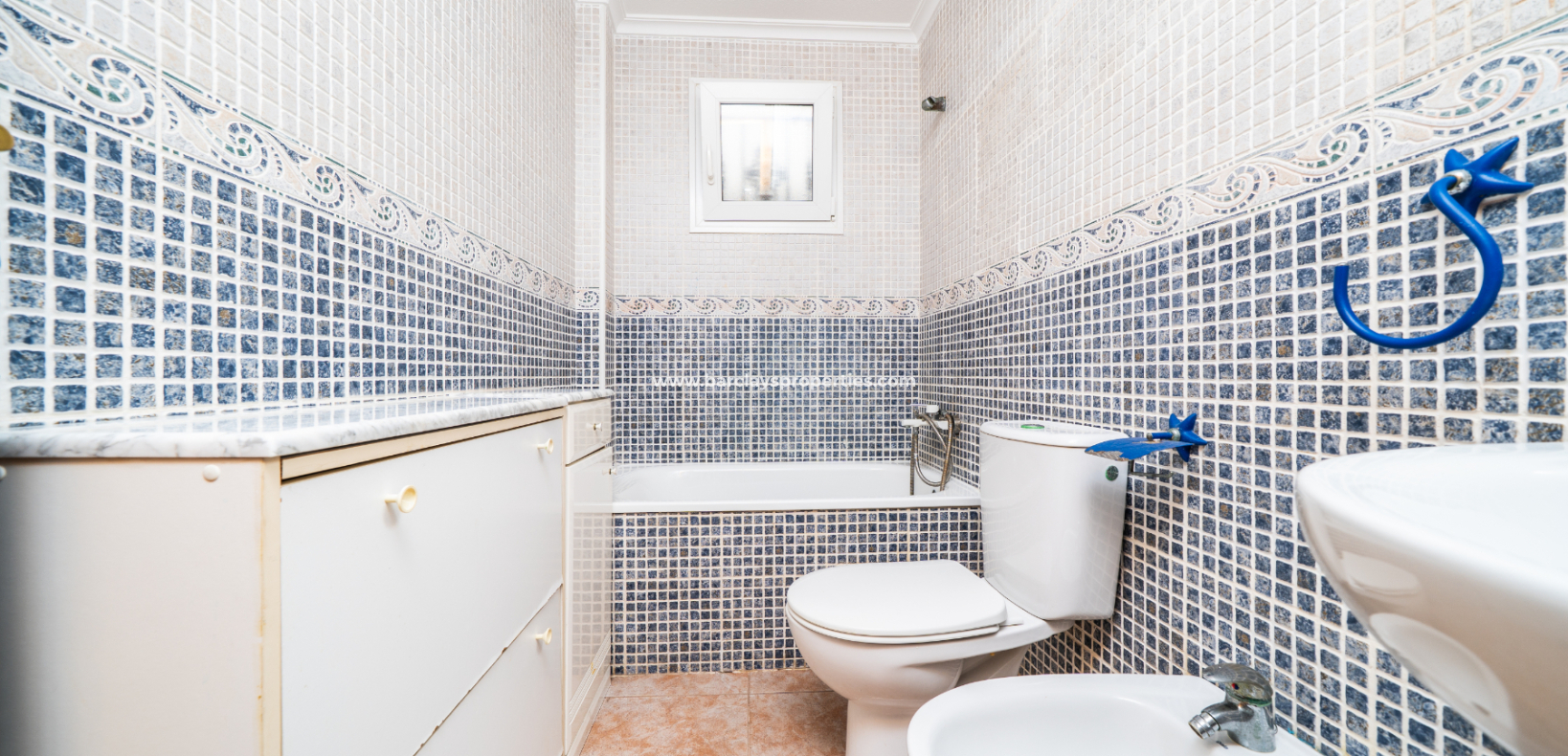 Wederverkoop -  Twee Onder Een Kap - Urb. La Marina