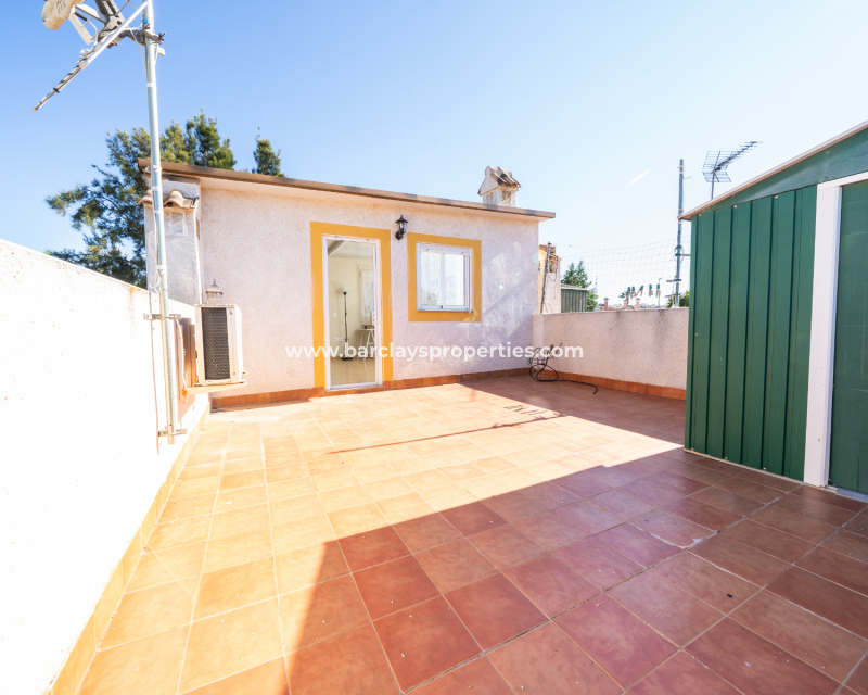 Wederverkoop -  Twee Onder Een Kap - Urb. La Marina