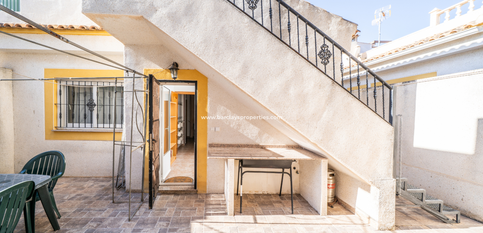 Wederverkoop -  Twee Onder Een Kap - Urb. La Marina