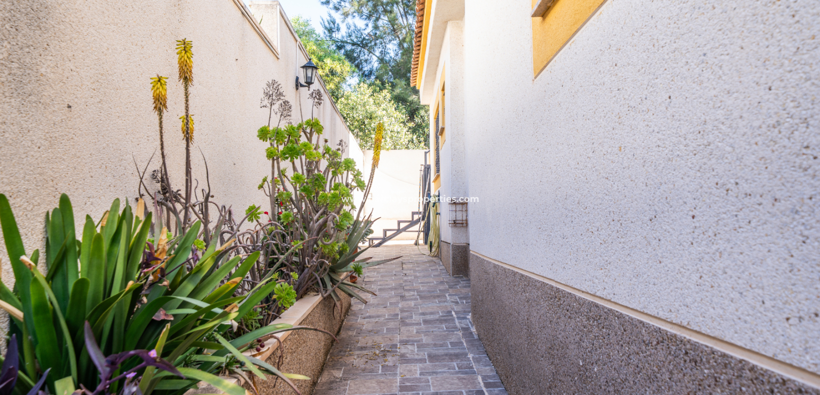 Wederverkoop -  Twee Onder Een Kap - Urb. La Marina