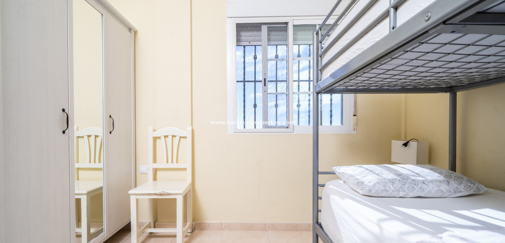 Wederverkoop -  Twee Onder Een Kap - Urb. La Marina