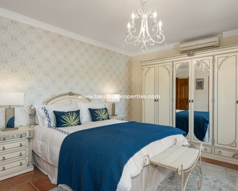 Wederverkoop - Vrijstaande Villa - Alicante