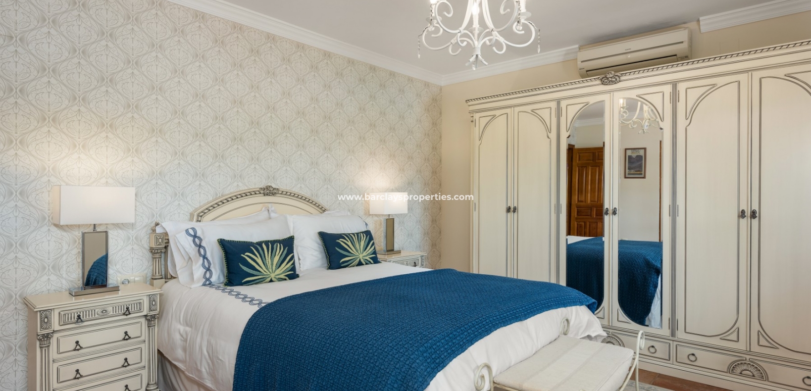 Wederverkoop - Vrijstaande Villa - Alicante