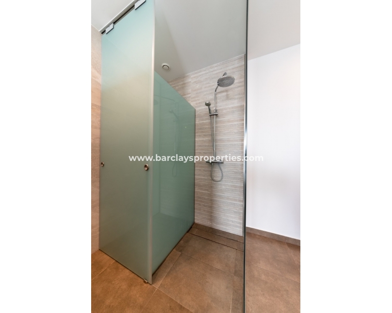 Wederverkoop - Vrijstaande Villa - Benijofar