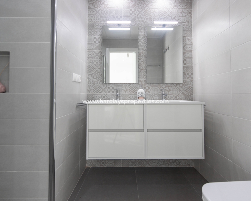 Wederverkoop - Vrijstaande Villa - Benijofar