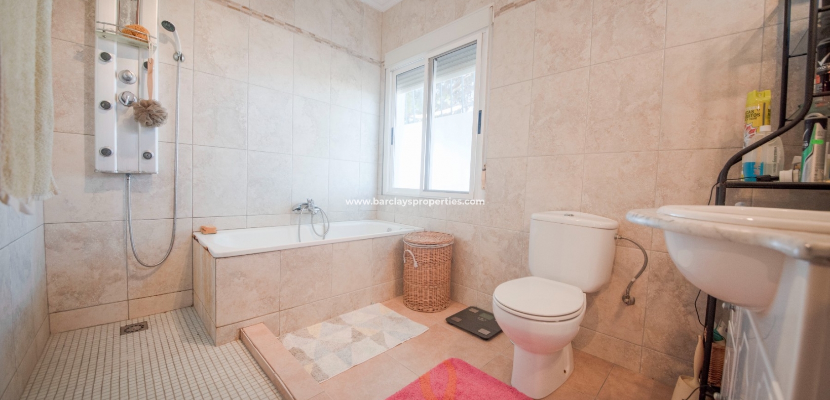 Wederverkoop - Vrijstaande Villa - El Pinet Beach