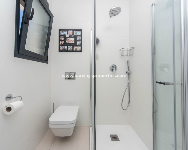 Wederverkoop - Vrijstaande Villa - El Pinet Beach