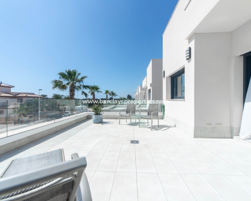 Wederverkoop - Vrijstaande Villa - El Pinet Beach