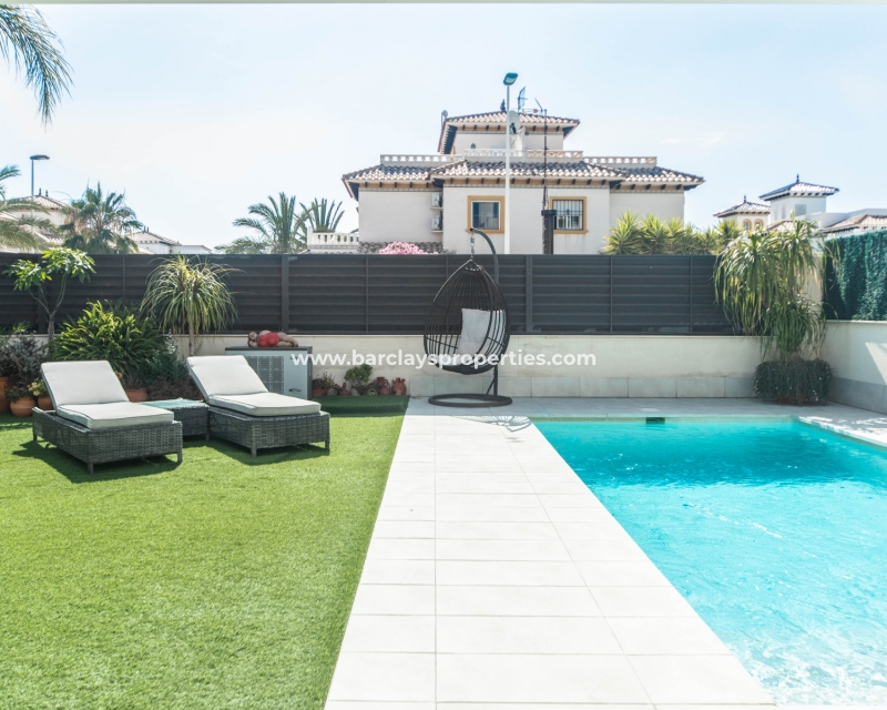 Wederverkoop - Vrijstaande Villa - El Pinet Beach