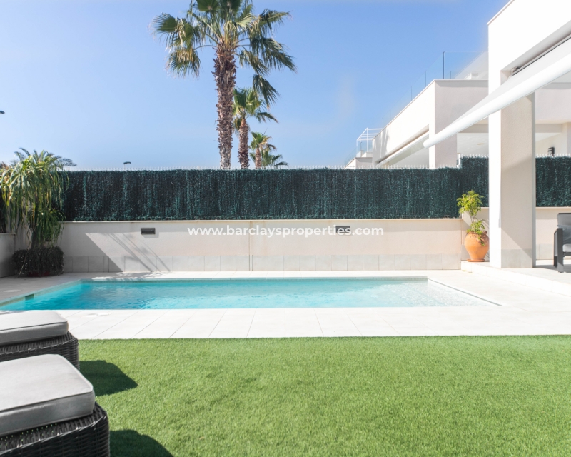 Wederverkoop - Vrijstaande Villa - El Pinet Beach