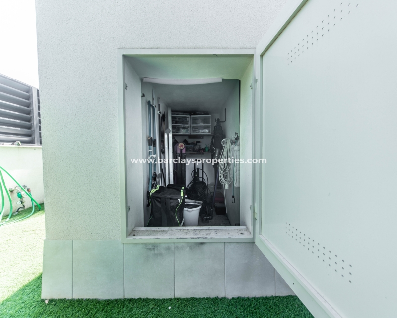 Wederverkoop - Vrijstaande Villa - El Pinet Beach