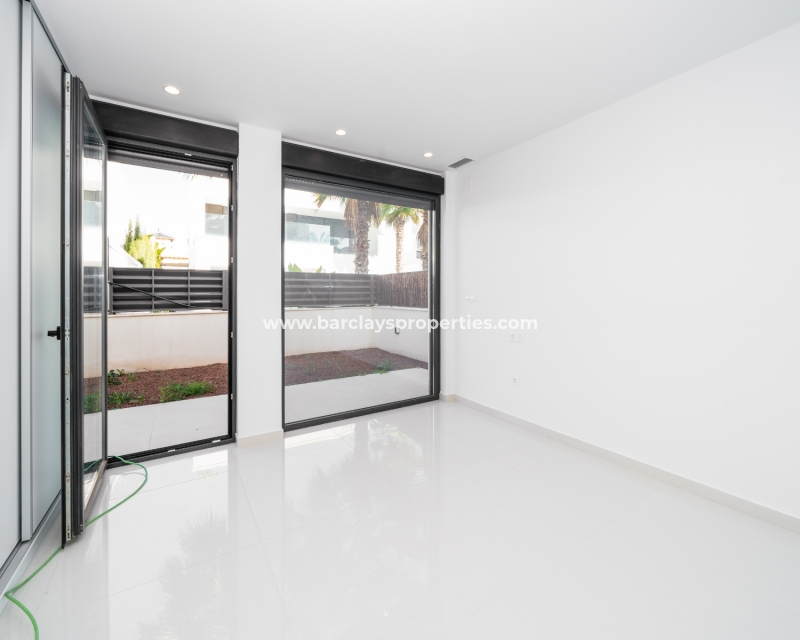 Wederverkoop - Vrijstaande Villa - El Pinet Beach