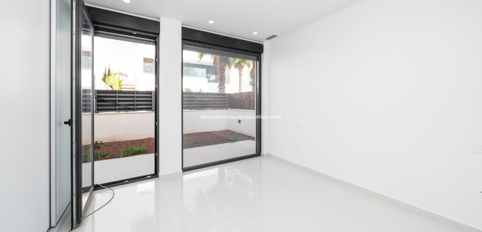 Wederverkoop - Vrijstaande Villa - El Pinet Beach