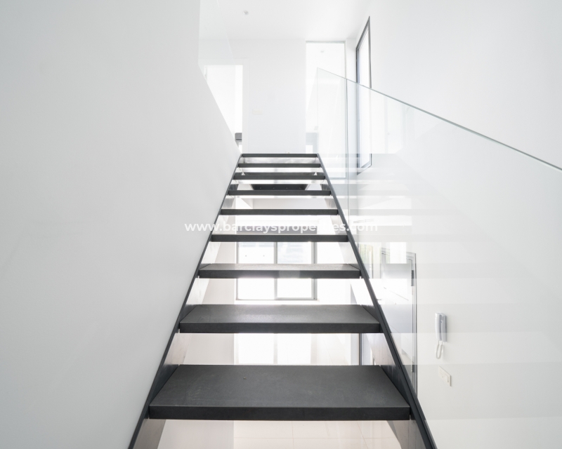 Wederverkoop - Vrijstaande Villa - El Pinet Beach