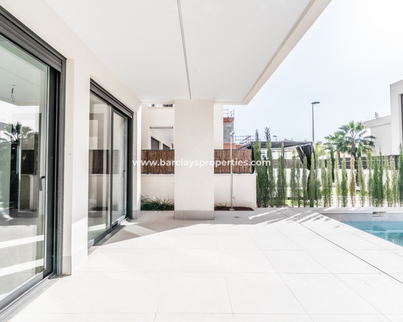 Wederverkoop - Vrijstaande Villa - El Pinet Beach