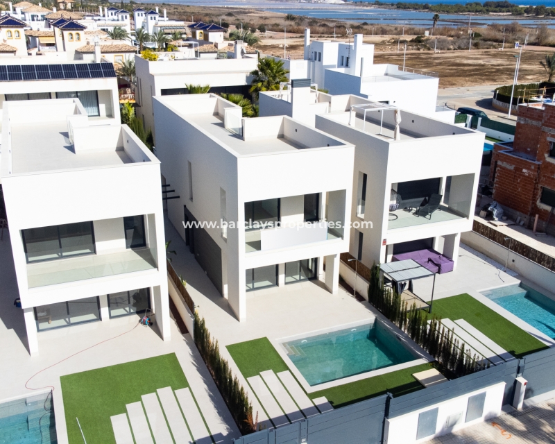 Wederverkoop - Vrijstaande Villa - El Pinet Beach