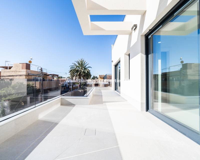 Wederverkoop - Vrijstaande Villa - Guardamar del Segura - Urb Costabella