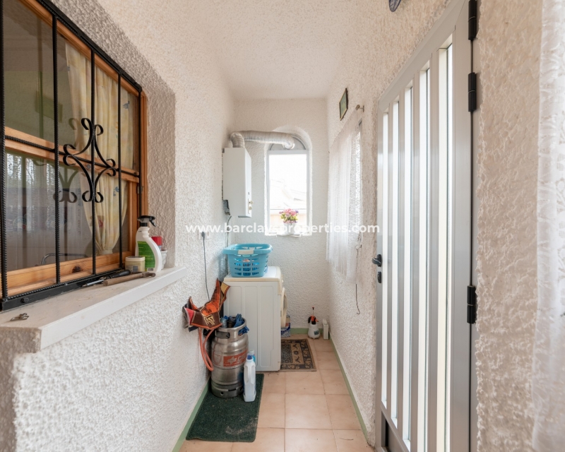 Wederverkoop - Vrijstaande Villa - La Marina - Urb. La Marina