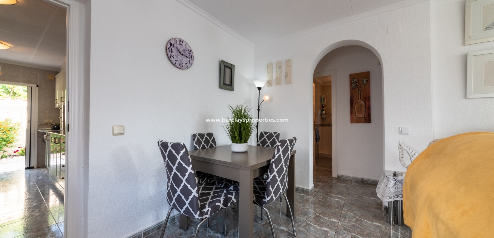 Wederverkoop - Vrijstaande Villa - La Marina - Urb. La Marina