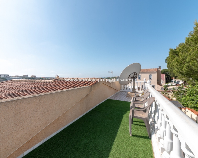 Wederverkoop - Vrijstaande Villa - La Marina - Urb. La Marina