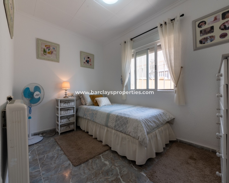 Wederverkoop - Vrijstaande Villa - La Marina - Urb. La Marina