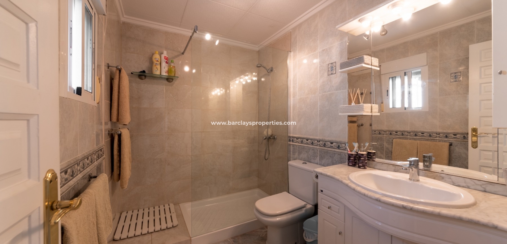 Wederverkoop - Vrijstaande Villa - La Marina - Urb. La Marina