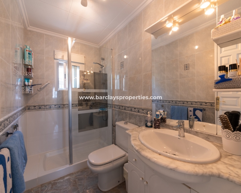 Wederverkoop - Vrijstaande Villa - La Marina - Urb. La Marina