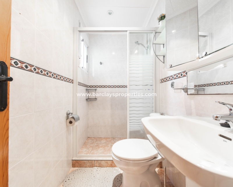 Wederverkoop - Vrijstaande Villa - La Marina - Urb. La Marina