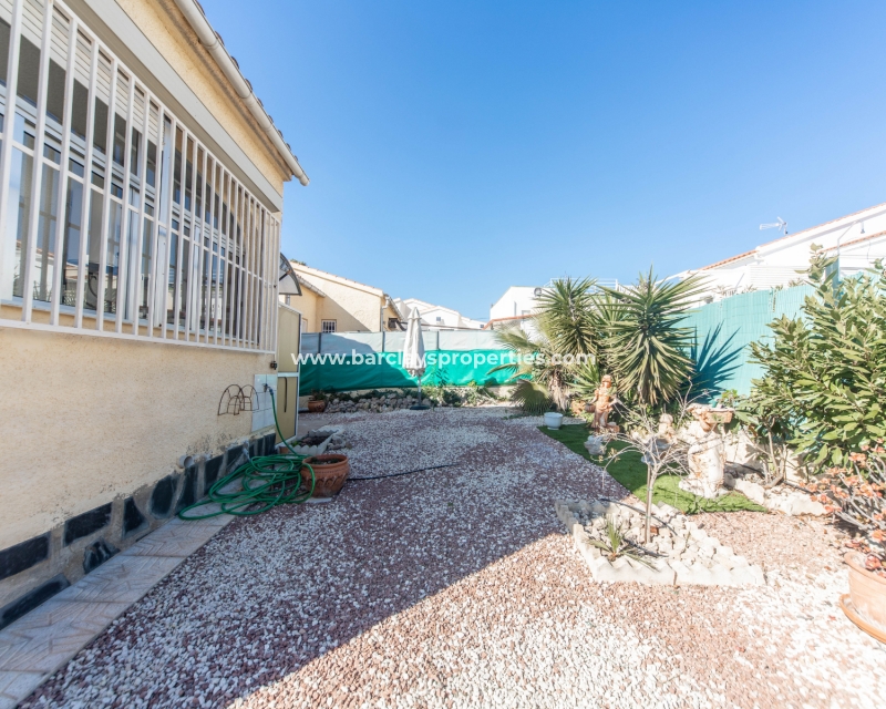 Wederverkoop - Vrijstaande Villa - La Marina - Urb. La Marina