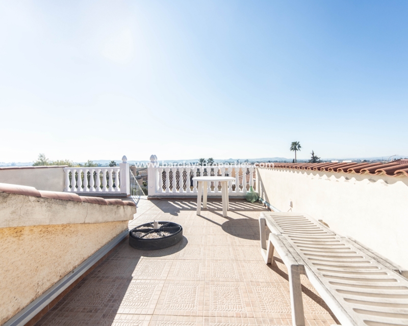 Wederverkoop - Vrijstaande Villa - La Marina - Urb. La Marina