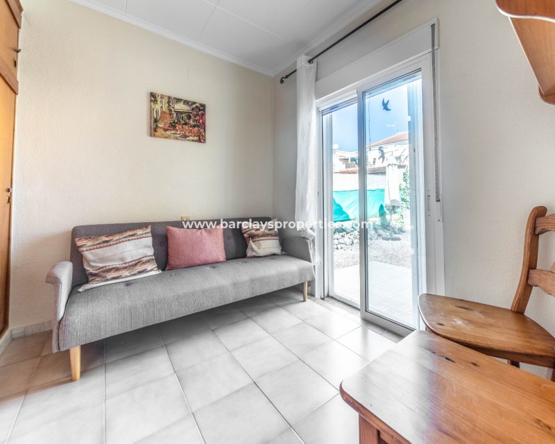 Wederverkoop - Vrijstaande Villa - La Marina - Urb. La Marina