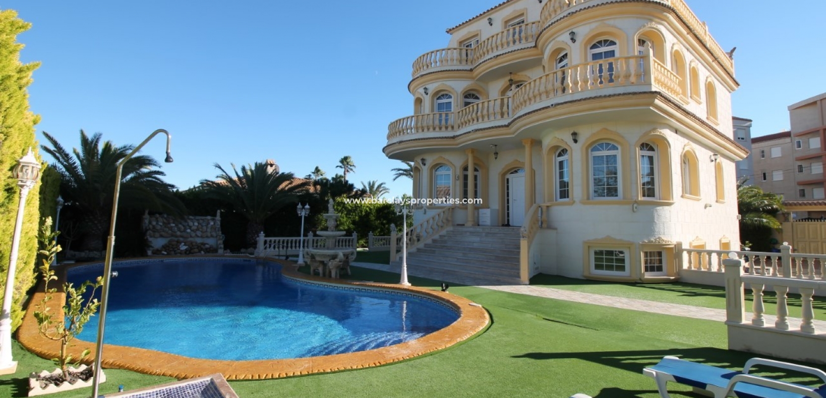 Wederverkoop - Vrijstaande Villa - Playa Flamenca