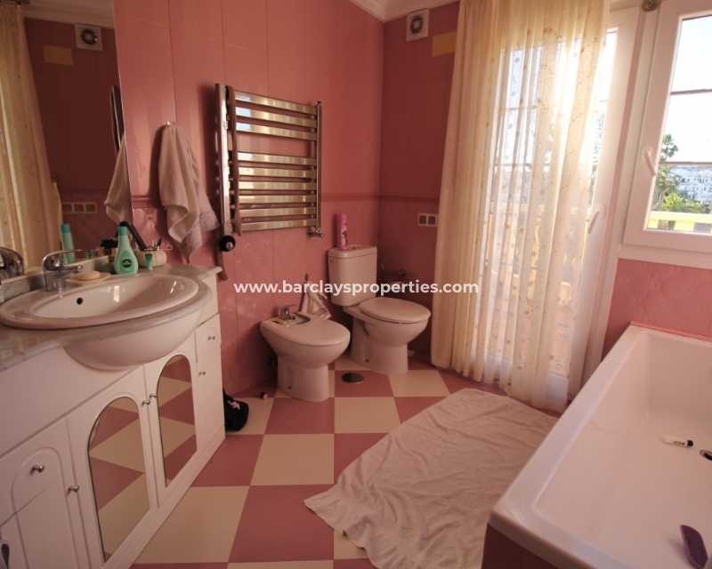 Wederverkoop - Vrijstaande Villa - Playa Flamenca