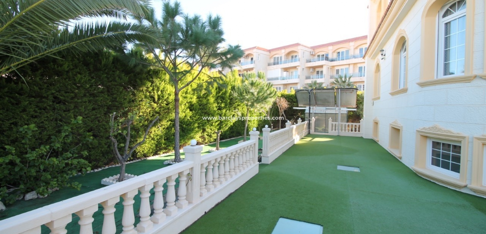 Wederverkoop - Vrijstaande Villa - Playa Flamenca