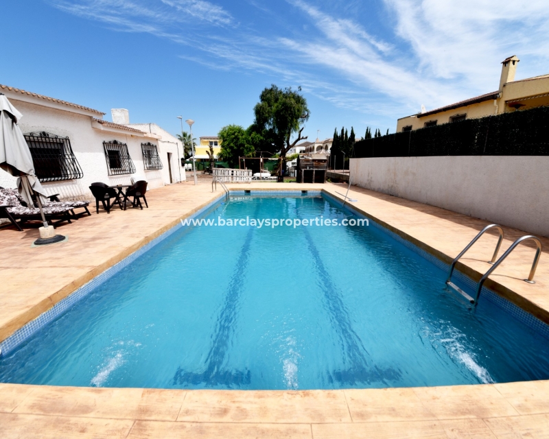 Wederverkoop - Vrijstaande Villa - Urb. El Oasis - La Marina