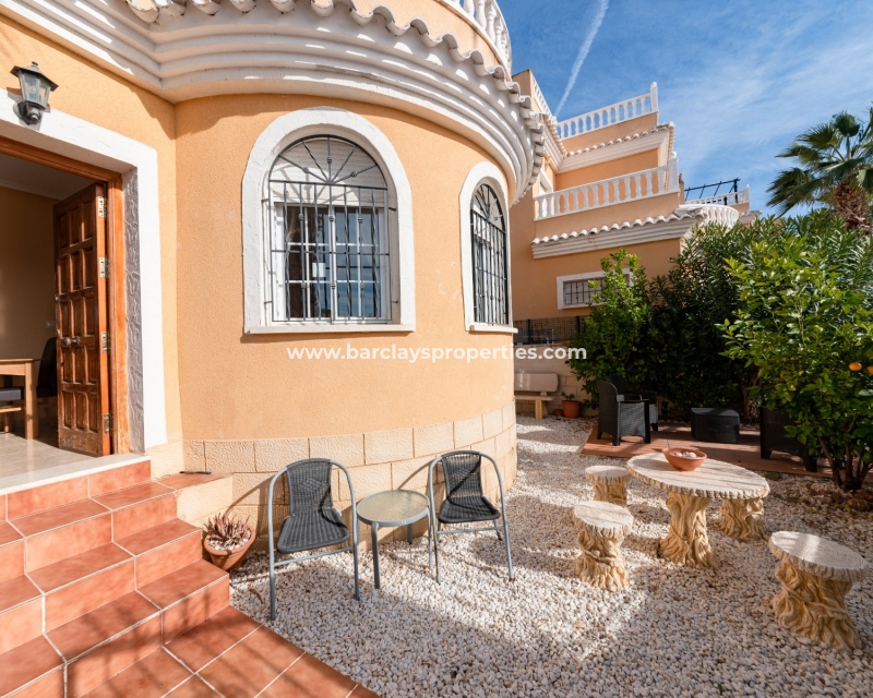 Wederverkoop - Vrijstaande Villa - Urb. El Oasis - La Marina