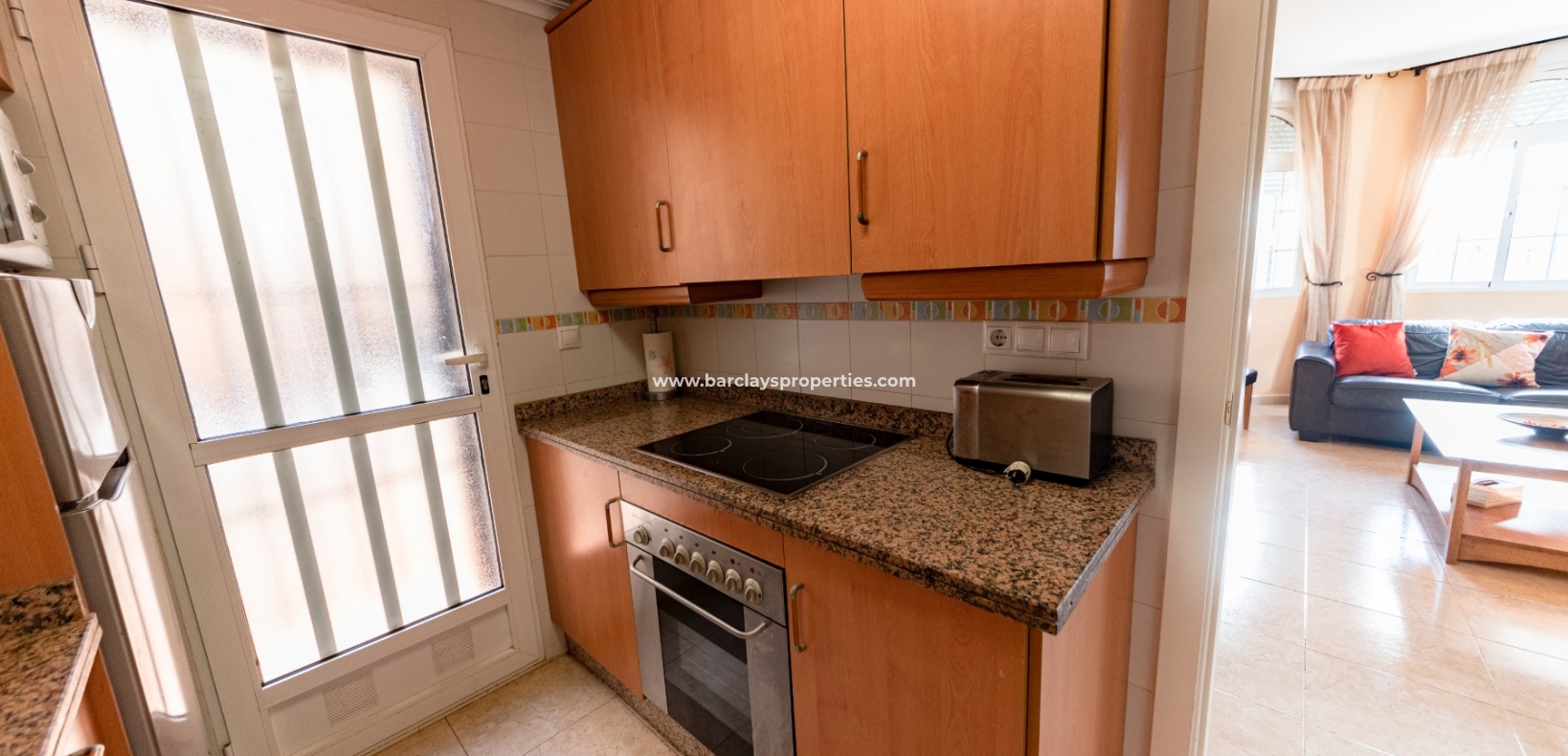 Wederverkoop - Vrijstaande Villa - Urb. El Oasis - La Marina