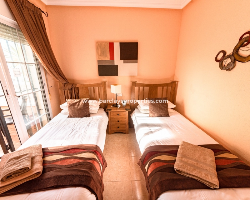 Wederverkoop - Vrijstaande Villa - Urb. El Oasis - La Marina