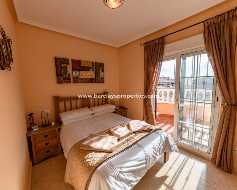 Wederverkoop - Vrijstaande Villa - Urb. El Oasis - La Marina