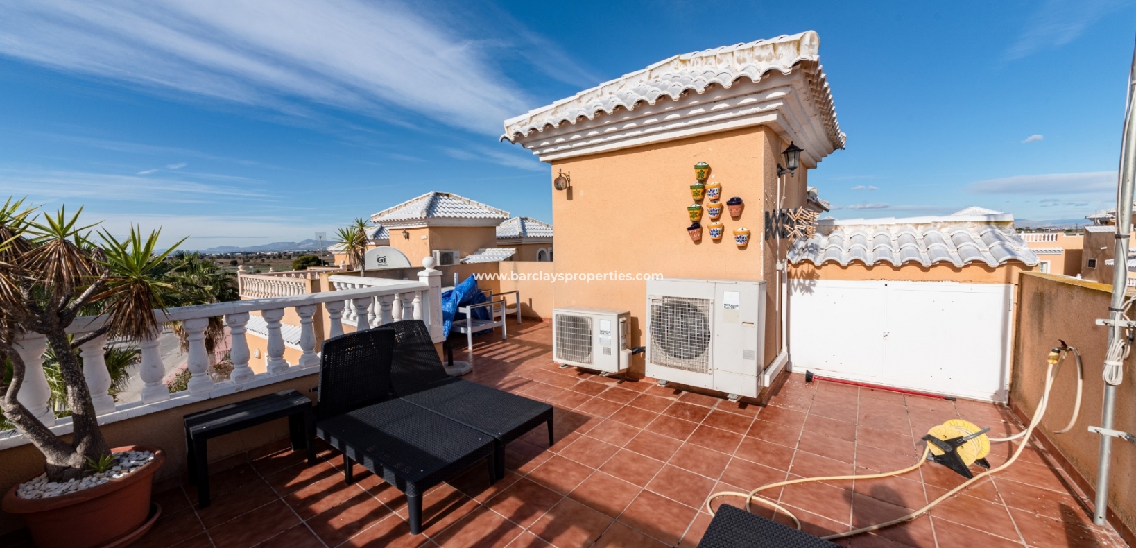 Wederverkoop - Vrijstaande Villa - Urb. El Oasis - La Marina