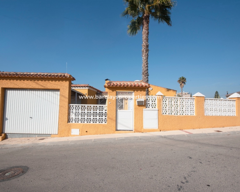 Wederverkoop - Vrijstaande Villa - Urb. El Oasis - La Marina